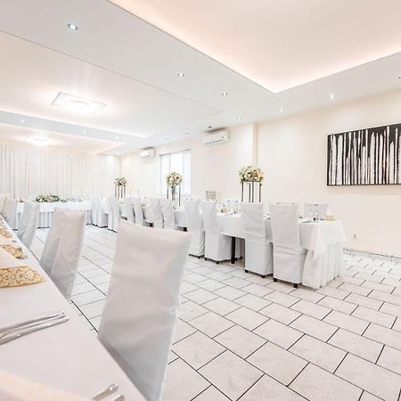 Hotel Zlate Kösice Dış mekan fotoğraf